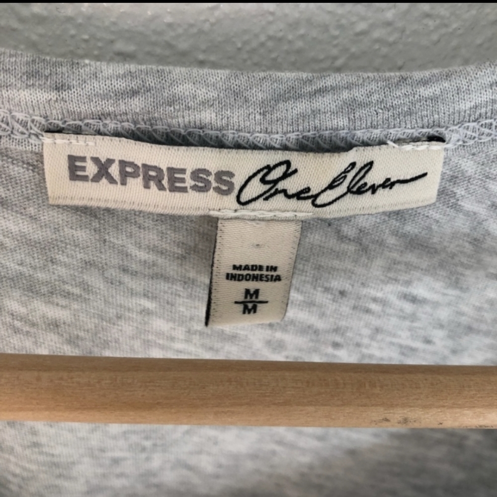 Express Tank Top - Picture 3 of 4